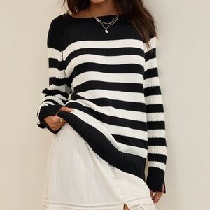 NWT Aerie Black and White Striped Oversized Fit Sweater